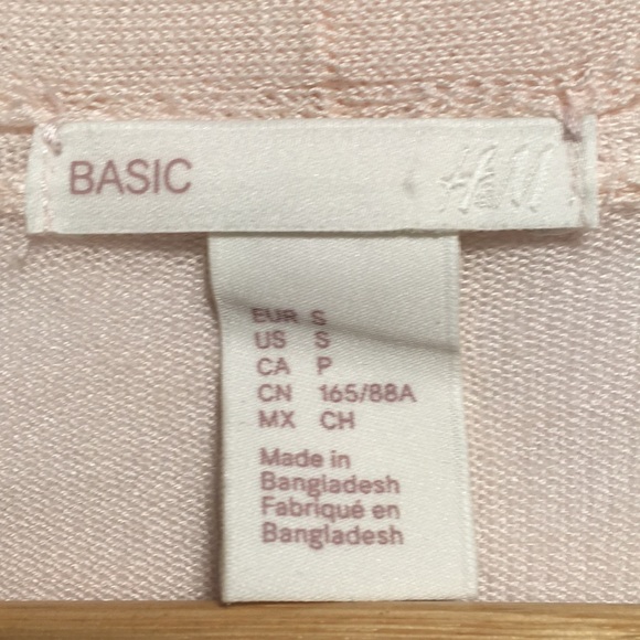 H&M Blush Sweater - Picture 2 of 3